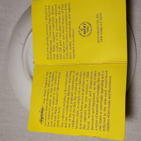 Vintage 1986 Avon Mother's Day Plate - Picture 5 of 5